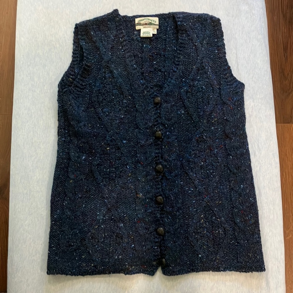 Vintage ARAN CRAFTS Sweater Vest